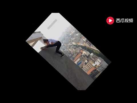 Extreme sports Chinese men climb high buildings #3