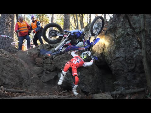 Dirt Bikes Carnage ☠️ 24MX Alestrem 2022 | Extreme Enduro Amateurs by Jaume Soler
