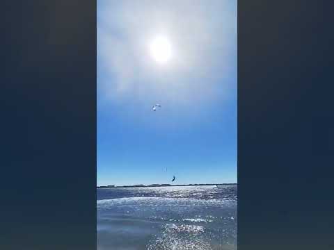 Kitesurfing girl going crazy! 🤯🔥