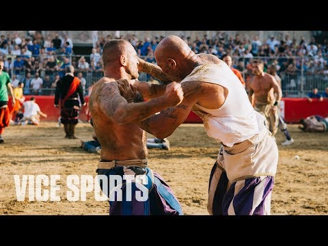 RIVALS: Bareknuckle Boxing Meets MMA in Calcio Storico – VICE World of Sports