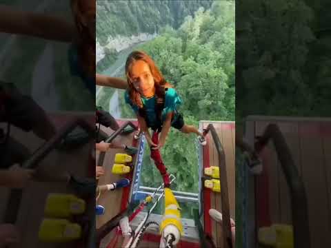 MOST EXTREME SPORTS EVER IN THIS WORLD | Bungee Jumping 😱😱😱 #bungeejumping #shorts #asmr