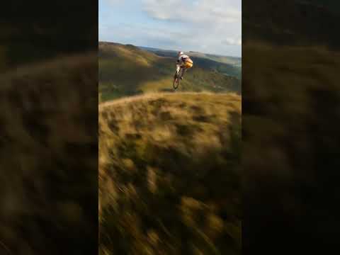 Like a dream 🤯Reel from @gee_atherton  #mtb #landscape #downhillmtb #downhill #extremesports #drone