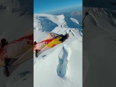 World’s Longest Wingsuit Flight EVER