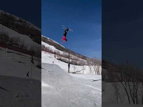 ouchhhhh #trending #viral #youtubeshorts #subscribe #fails #ski #extremesports #foryoupage #fyp